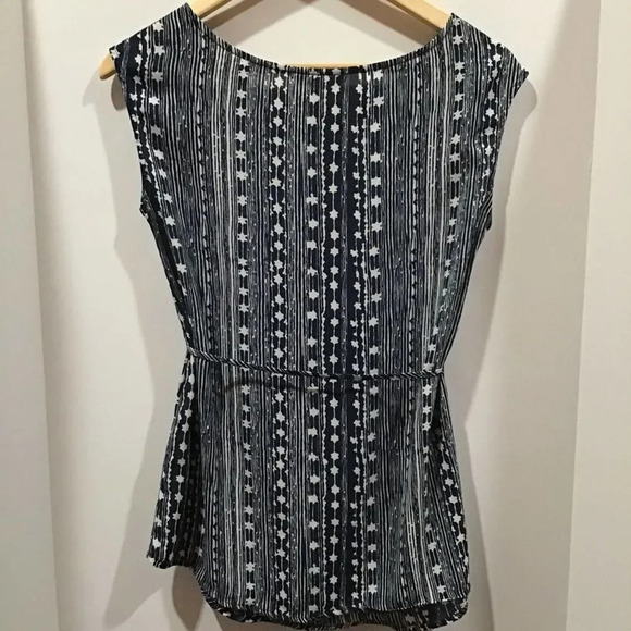 ModCloth Sleeveless Blue Star Print Top Draped Neckline w/ Sash Size Small - Picture 3 of 4